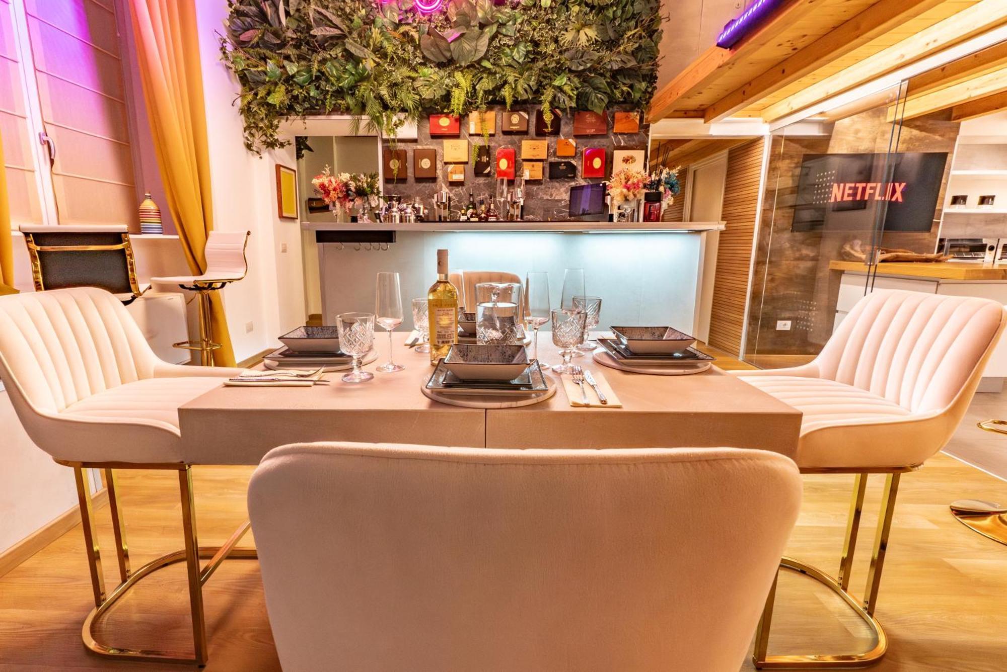 Luxe & Central Haven - Jacuzzi, Sauna, Steam, Private Parking Como Dış mekan fotoğraf