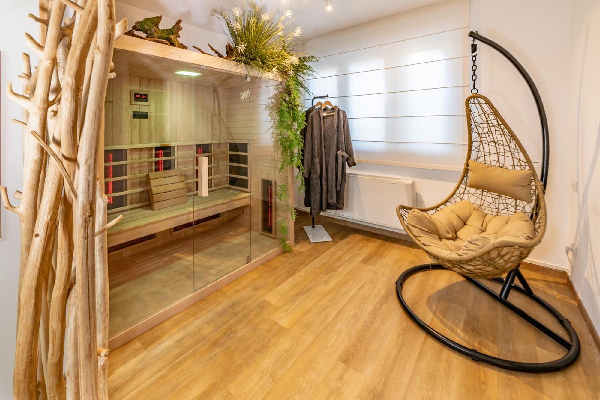 Luxe & Central Haven - Jacuzzi, Sauna, Steam, Private Parking Como Dış mekan fotoğraf